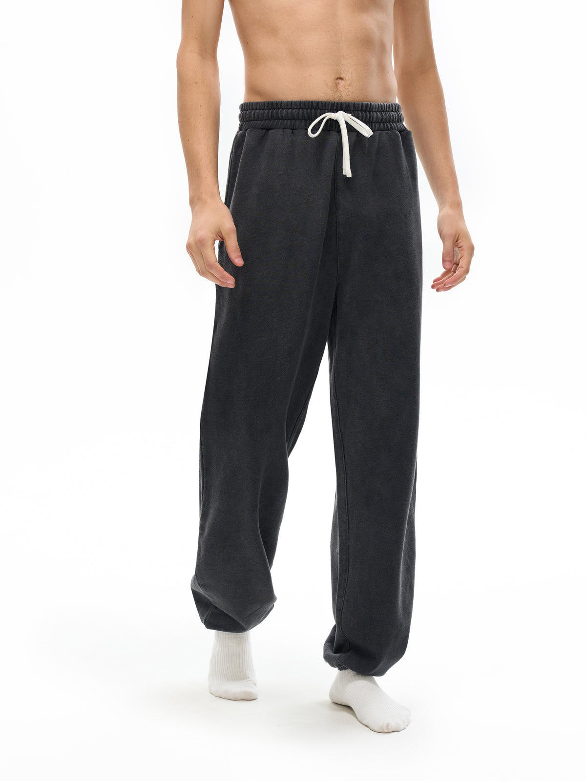 “W” Sweatpants (emberline)